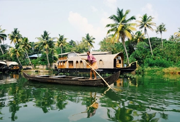 munnar-thekkady-alleppey-kerala-packages